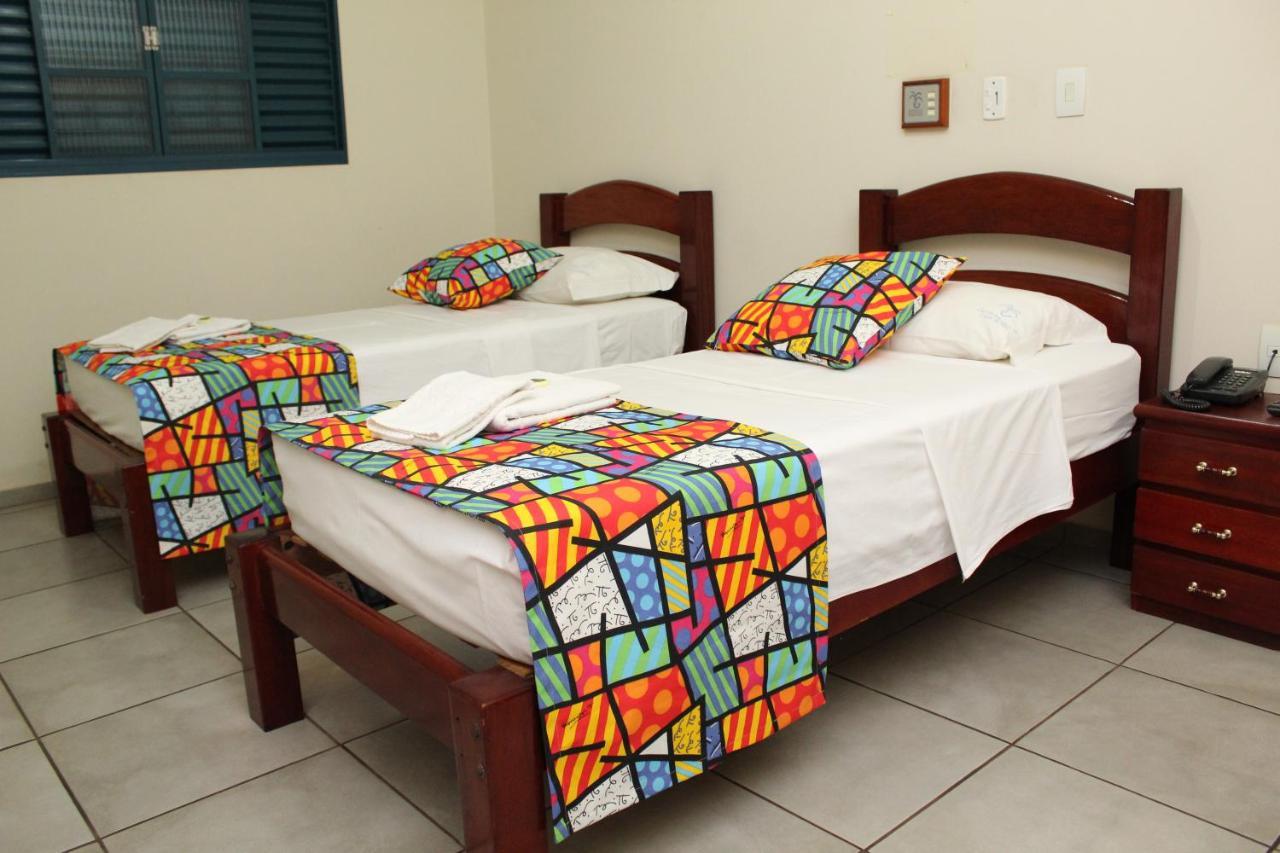 Grandes Lagos Park Hotel Jales Bagian luar foto