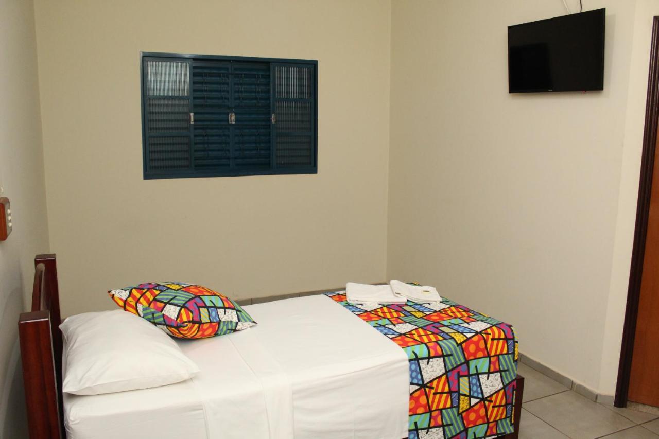 Grandes Lagos Park Hotel Jales Bagian luar foto