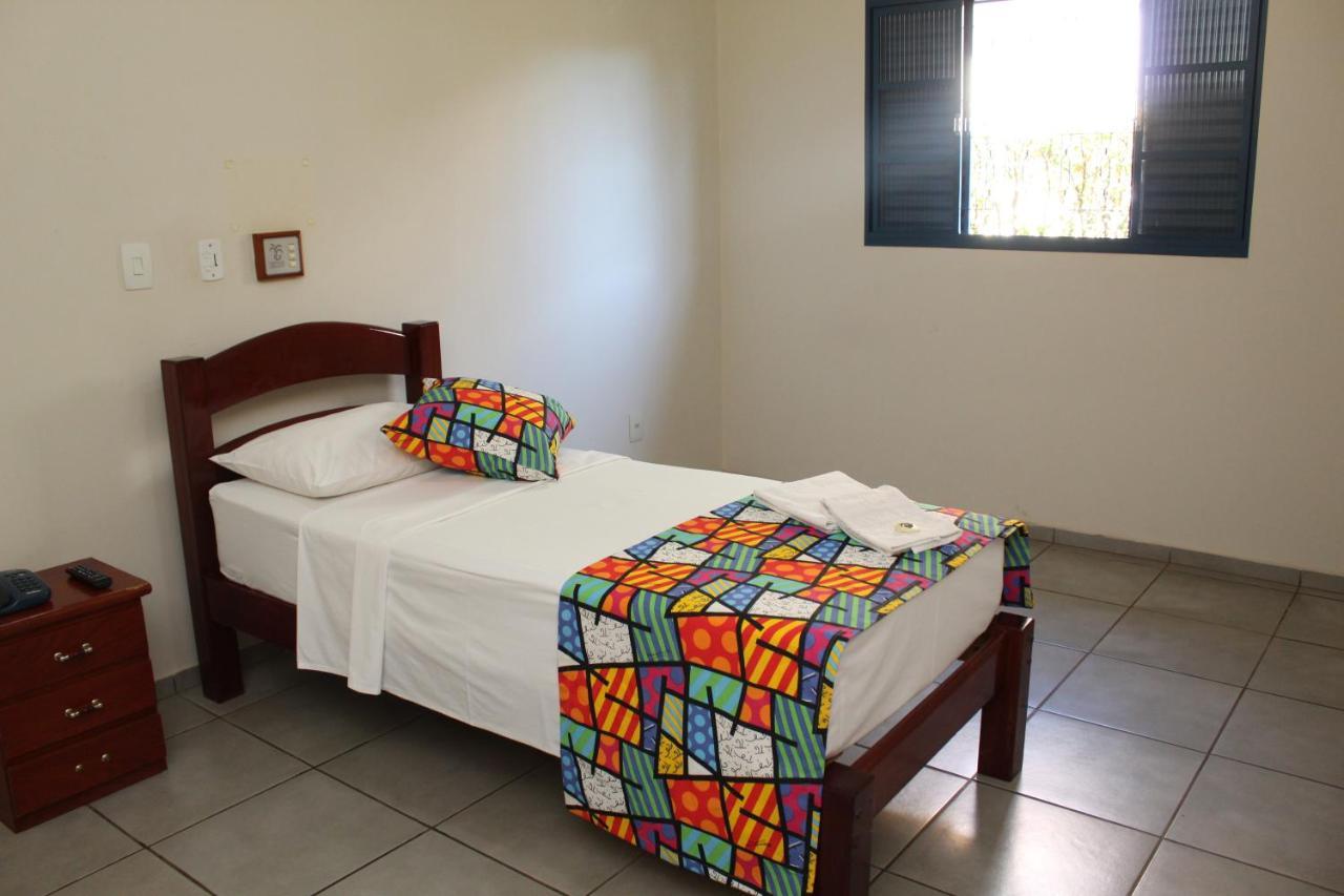 Grandes Lagos Park Hotel Jales Bagian luar foto