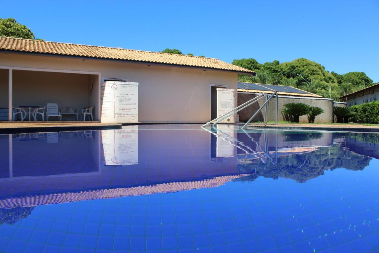 Grandes Lagos Park Hotel Jales Bagian luar foto