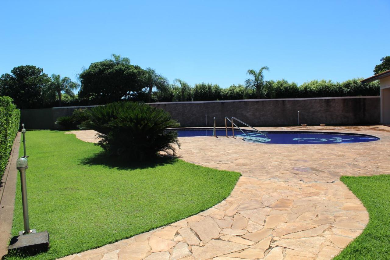 Grandes Lagos Park Hotel Jales Bagian luar foto