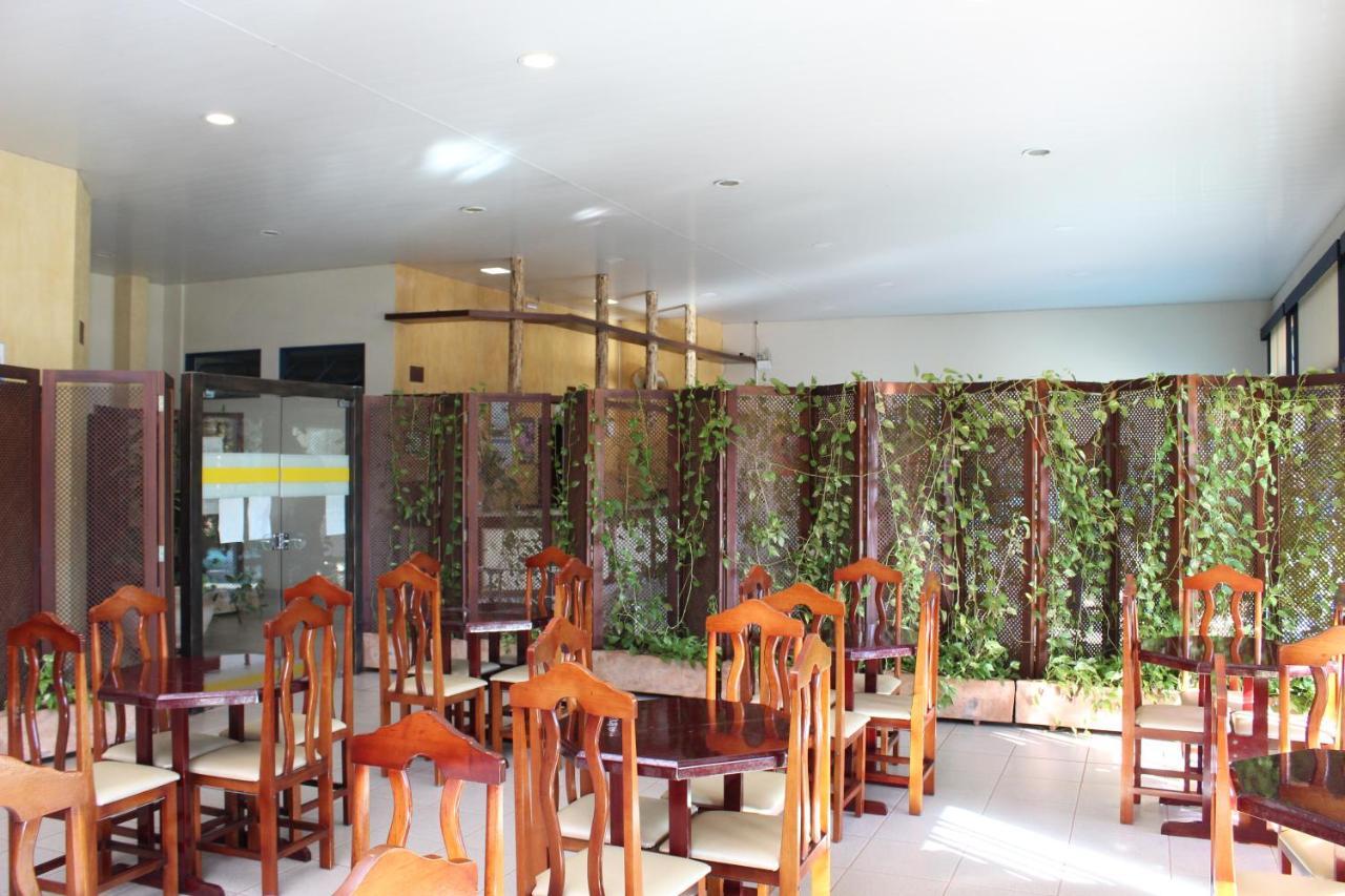 Grandes Lagos Park Hotel Jales Bagian luar foto