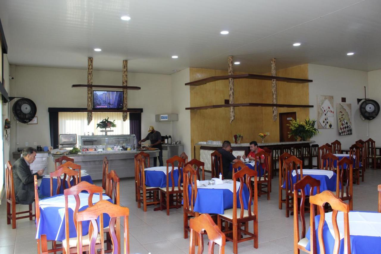 Grandes Lagos Park Hotel Jales Bagian luar foto